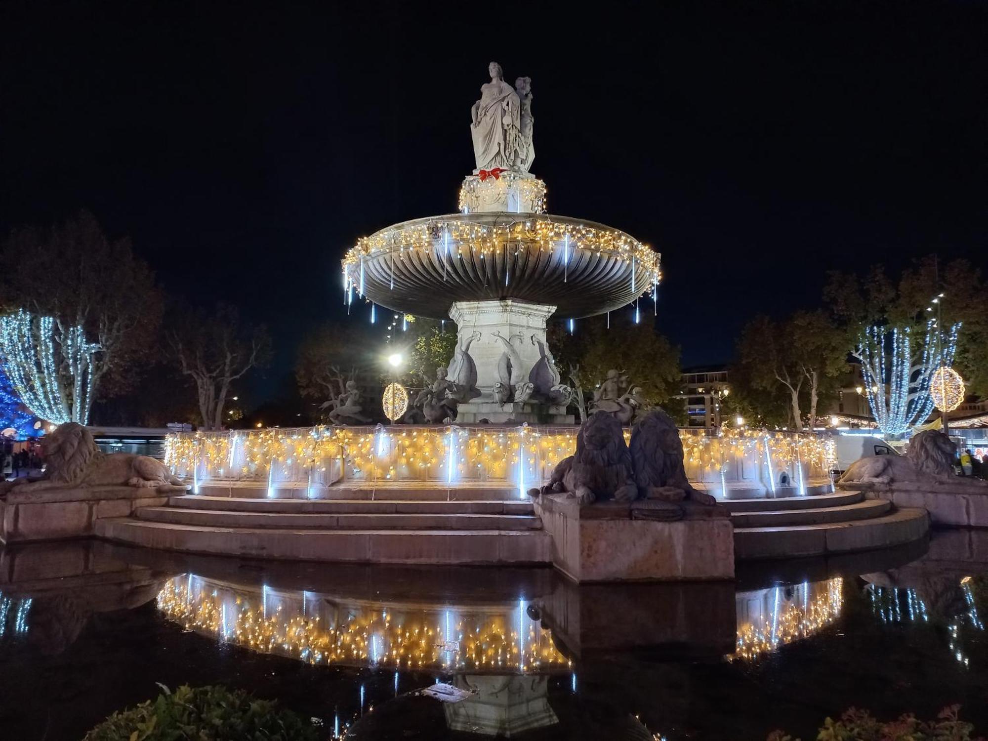 Aix En Provence - Rotonde - Cours Mirabeau Aix-en-Provence